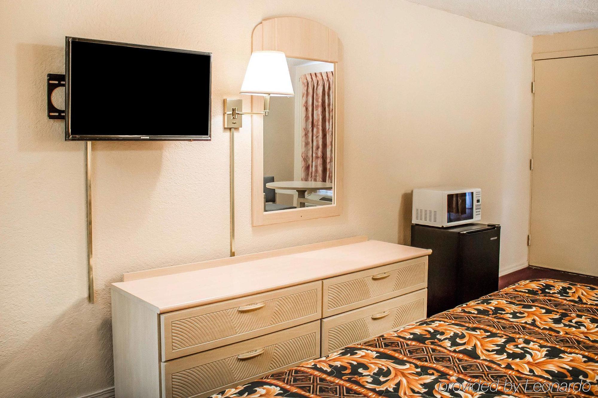 פינדליי Rodeway Inn מראה חיצוני תמונה